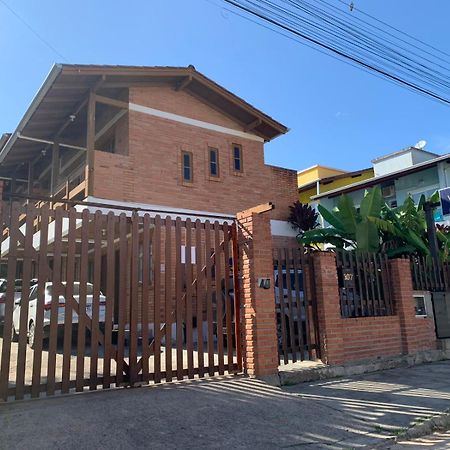 Pousada Latitude 27 Bombinhas Eksteriør billede